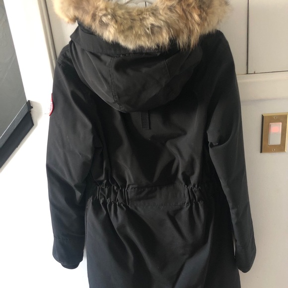 Authentic Canada Goose Women’s Trillium Parka, XS - Picture 6 of 12